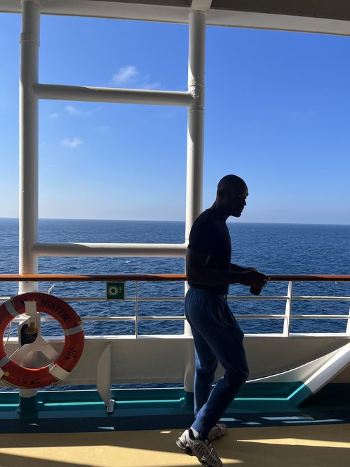 Let me stop playing like I can swim 😭 https://t.co/mIO2iuXp2W<a href="/tag/mvsales"class="tags"><span>#mvsales</span></a>