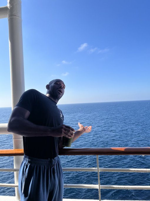 Let me stop playing like I can swim 😭 https://t.co/mIO2iuXp2W<a href="/tag/mvsales"class="tags"><span>#mvsales</span></a>