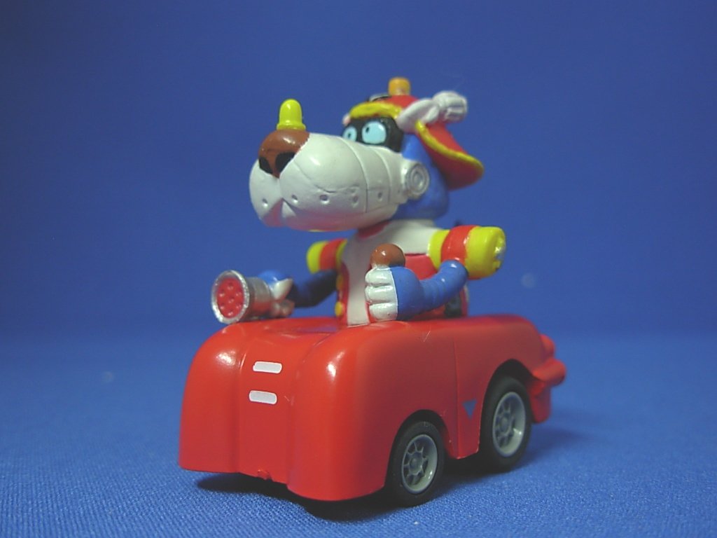 本日9/9は、#チョロQの日 です。
ちびっこチョロＱ　タツノコチョロＱより、「ヤッターワン」です。
もう少しなんとかならなかったのか？って思います。

#おもちゃ撮影会
09/09(土)第1304回テーマ
「おもちゃ フリー」
＃ヤッターマン