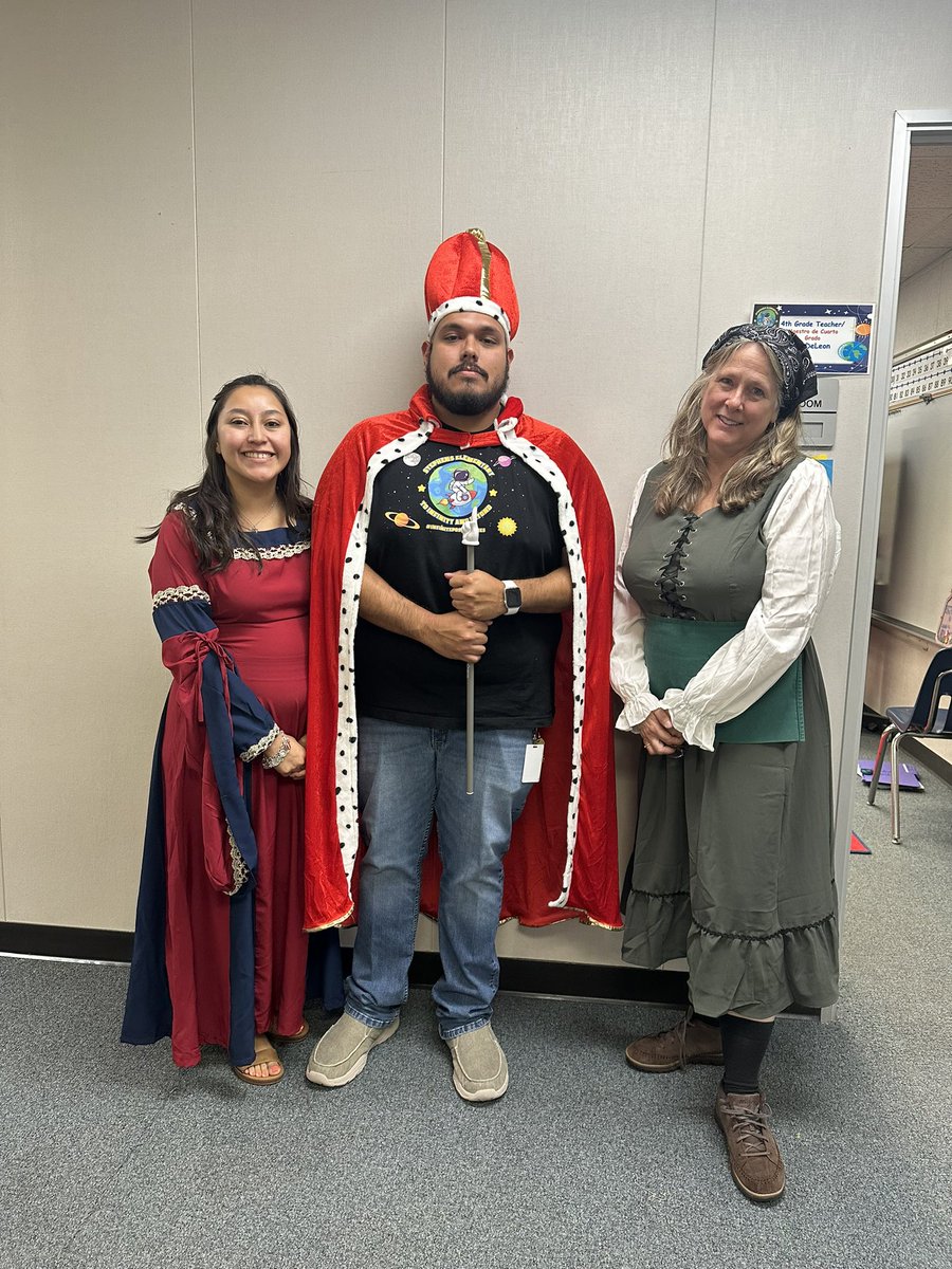 Starting Unit 2: The Middle Ages with a little role playing 🏰👑⚔️
 <a href="/StephensES_AISD/">Stephens Elementary</a> #MyAldine #CKLA