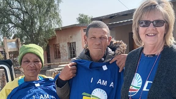DA_NCape's tweet photo. Hantam Constituency was registering voters in Niewoudtville and Calvinia as the DA works towards #MakingtheNCBlue

Make sure that you are registered. Your vote can help rescue the Northern Cape!

Get help registering to vote at https://t.co/fNxdpDDGLO

#PowerToTheRegistered https://t.co/sZUcoHbNIW