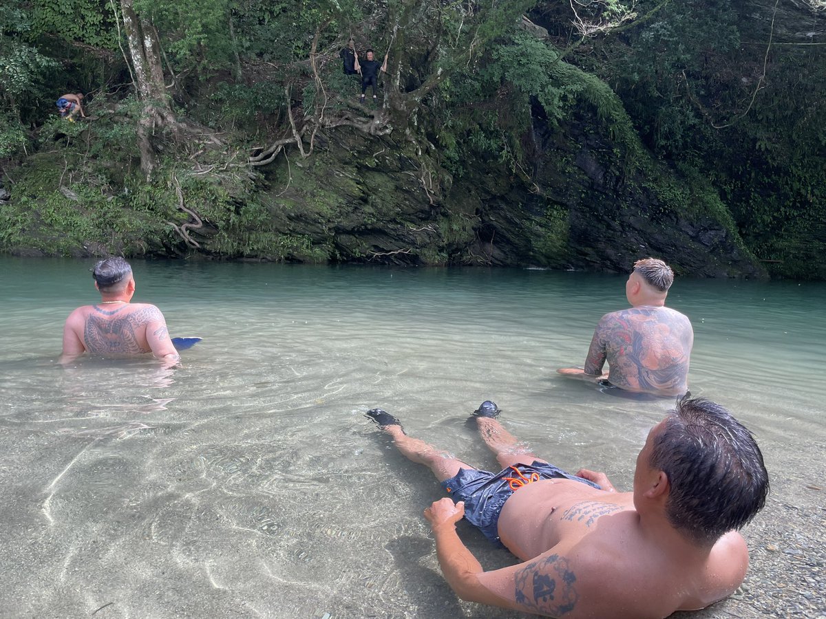 CSDFIELD1's tweet image. 漢たちの夏休み☀️
僕は飛び込みしてないけどね
#別に怖くないし🙄