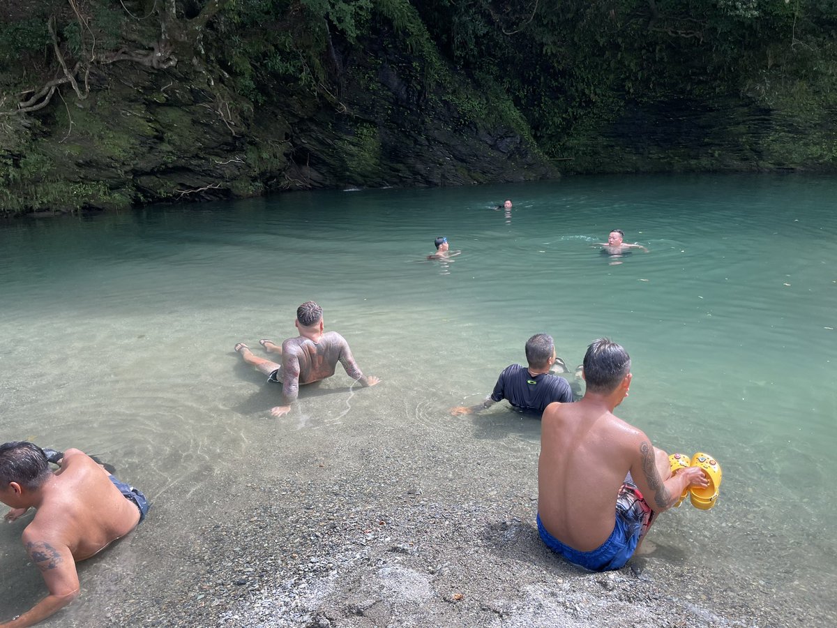 CSDFIELD1's tweet image. 漢たちの夏休み☀️
僕は飛び込みしてないけどね
#別に怖くないし🙄