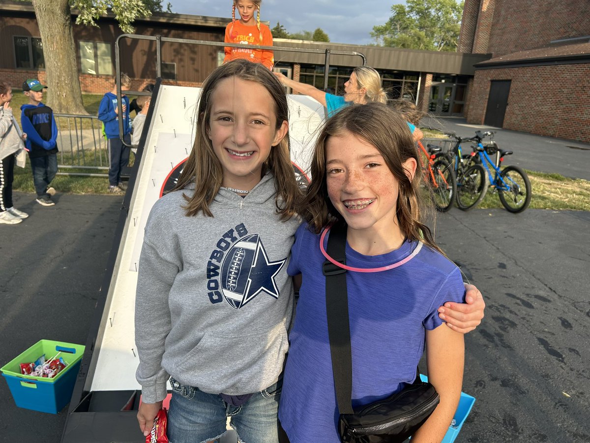 Anne Sullivan School tweet media