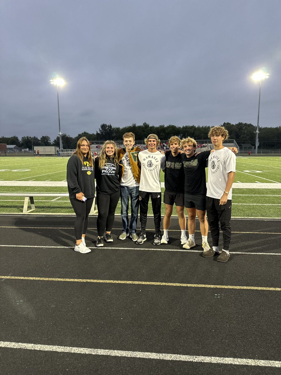 wawasee_xc's tweet photo. Shout out to this awesome group of seniors! Thank you for all you’ve done for the program. Leave your legacy https://t.co/tx0WX3NdkX