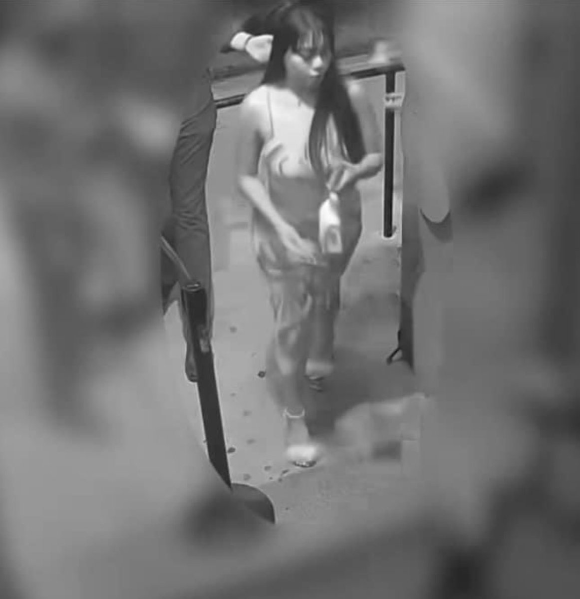 thereallkcamp's tweet image. DFW AREA!!! If you recognize these girls in the video please call Ft. Worth police! #DFW #Justice #JusticeForDev #repost