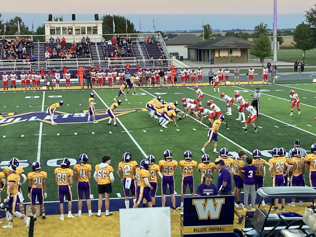 d_odonnell's tweet photo. Friday Night Lights in Williamsville, IL! https://t.co/iLnIdlsL5w