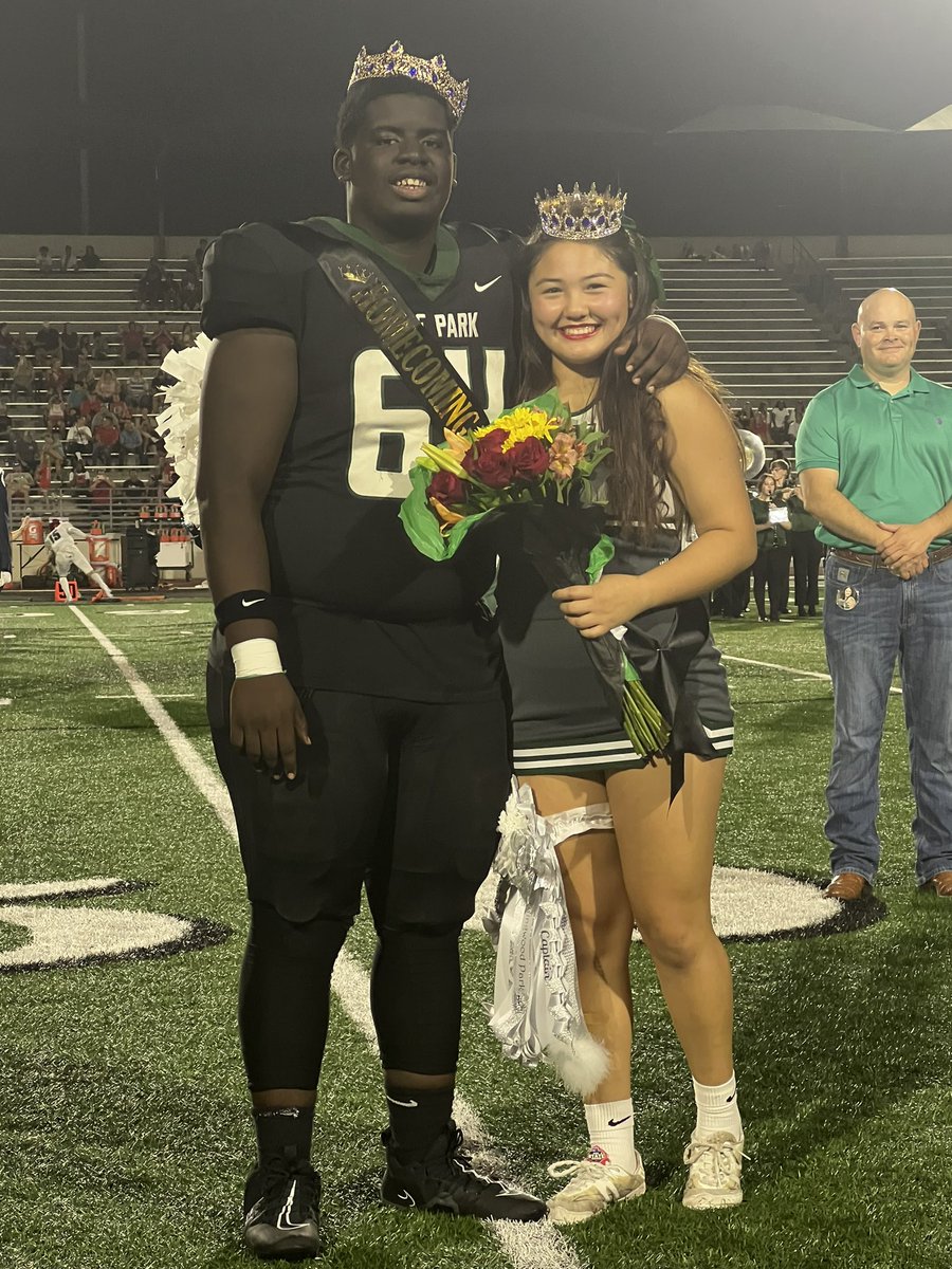 HumbleISD_KPHS's tweet photo. Congrats to your 2023 HOCO King Bobby West and Queen Alani Martinez! @KPark_Football @kpark_cheer @kphs_stuco #WeAreKPark https://t.co/9QDhaYB3Sv