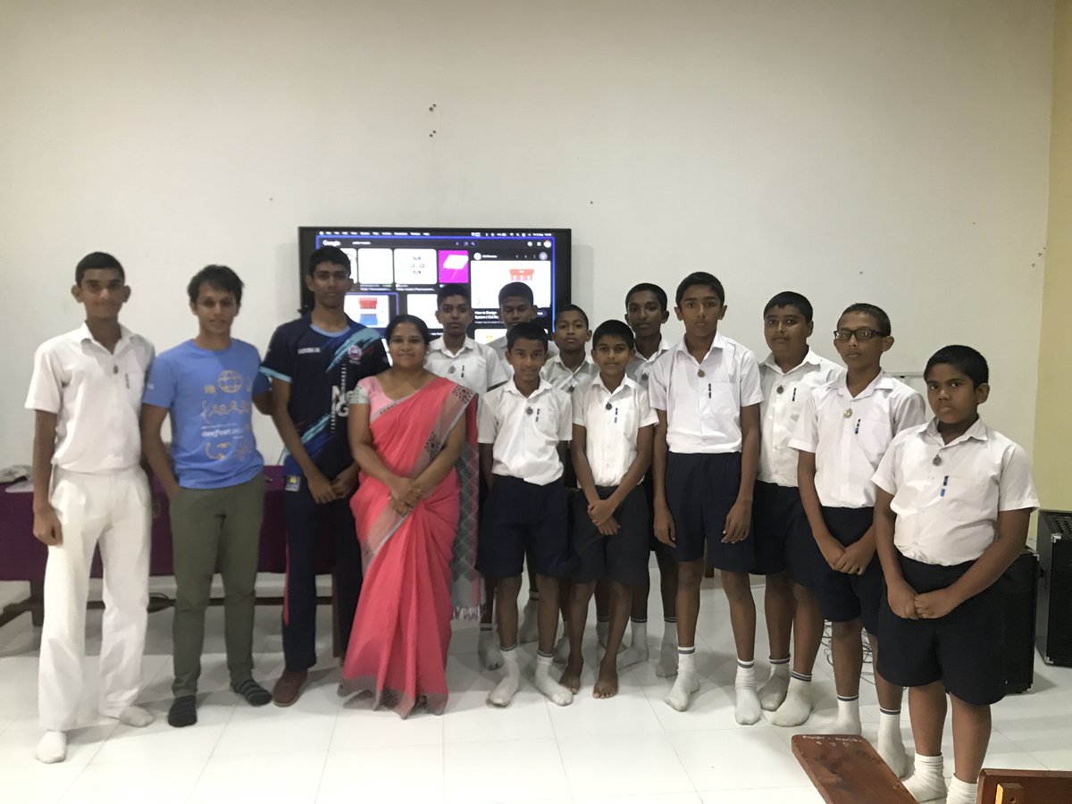 HasthikaGiri's tweet photo. "Late nights + passion projects = pure magic! 🌙✨ 
Had a blast leading an Arduino 101 session for our college's younger students yesterday.
Along with my Good old Friend🫡♥️
@SilunaDulvan https://t.co/zdSEJ8aDrT
