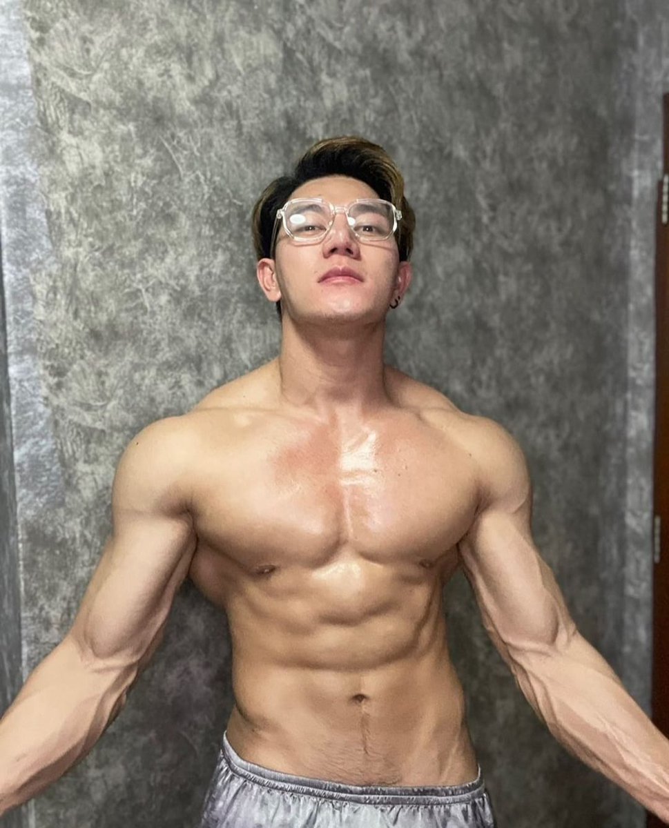 หุ่นแซ่บๆ แบบนี้ รักเลยยยยย 😍

IG : ax_stc

#Fitman #FitnessIdols
#MrFOXLiveHouse #FOXCoin #MrFOX #DownloadMrFOX
#หนุ่มหล่อ #ดีต่อใจ #หล่อมาก #sixpack #body #กล้าม #badboy #badguy #ชายไทย #cuteboy #sexyboy #sexyman #sportman #boyfriend