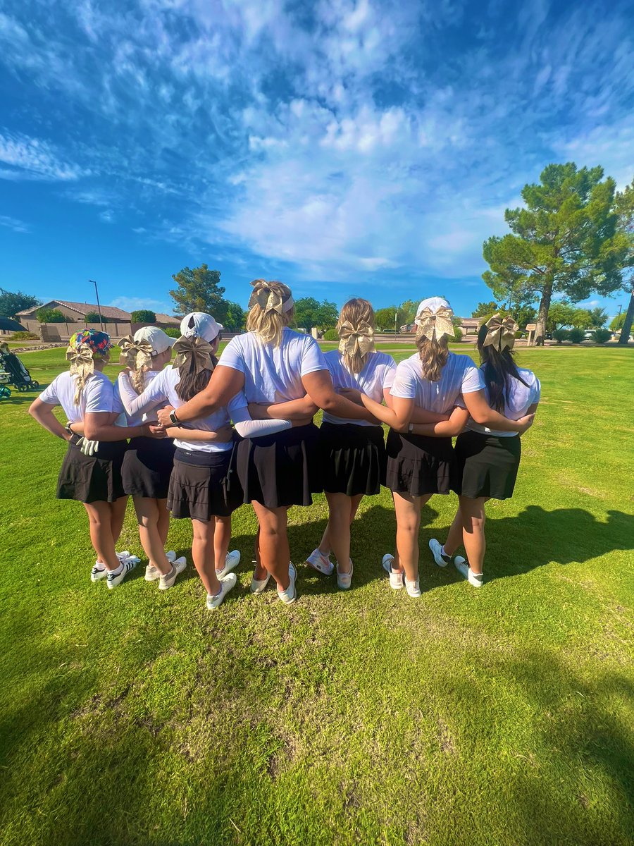 Red Mountain Girls Golf took 2nd place at the Copper Classic today! We are so proud of their hard work and sportsmanship!