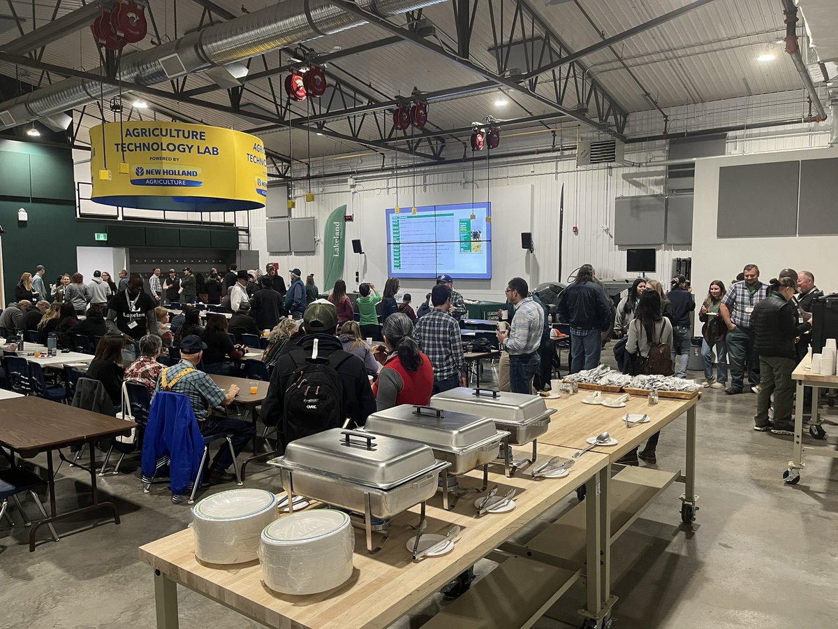 obiohadurunna's tweet photo. ICYMI: #2023SummerFieldDay @LakelandCollege #WinterSwathgrazing #VirtualFencing @LakelandFarm @RDARAlberta @UnionForage @SKAgriculture @UAlbertaRRI @LivestockGentec @Nofence_AS https://t.co/Te4CU71Dqw