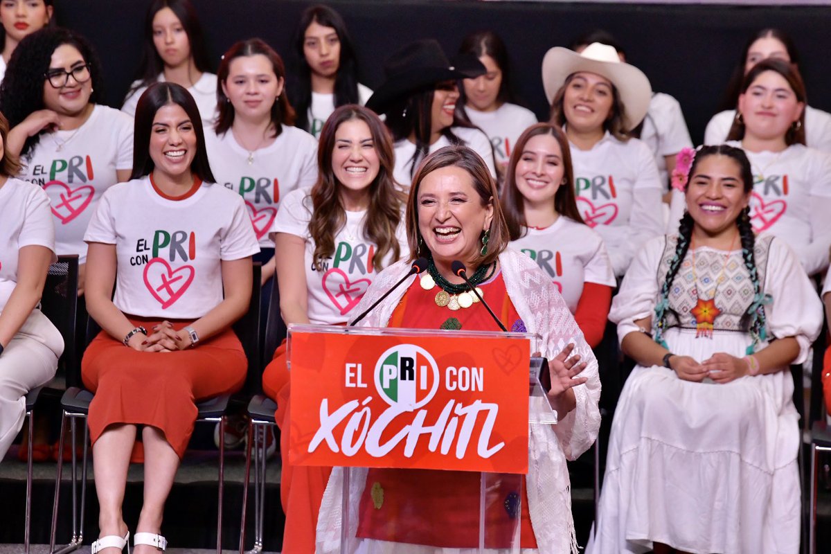 PabloAnguloB's tweet photo. ¡Con @XochitlGalvez, la esperanza es nuestra! 🇲🇽💪🏼

Vamos a recuperar el rumbo de México, con ella construiremos el triunfo. ¡Cuentas con las y los priistas! 

#ElPRIConXóchitl🟢⚪️🔴 https://t.co/LiG31eUN7z