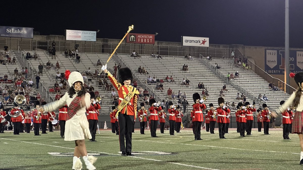 Nini Nguyen ☆ tweet media