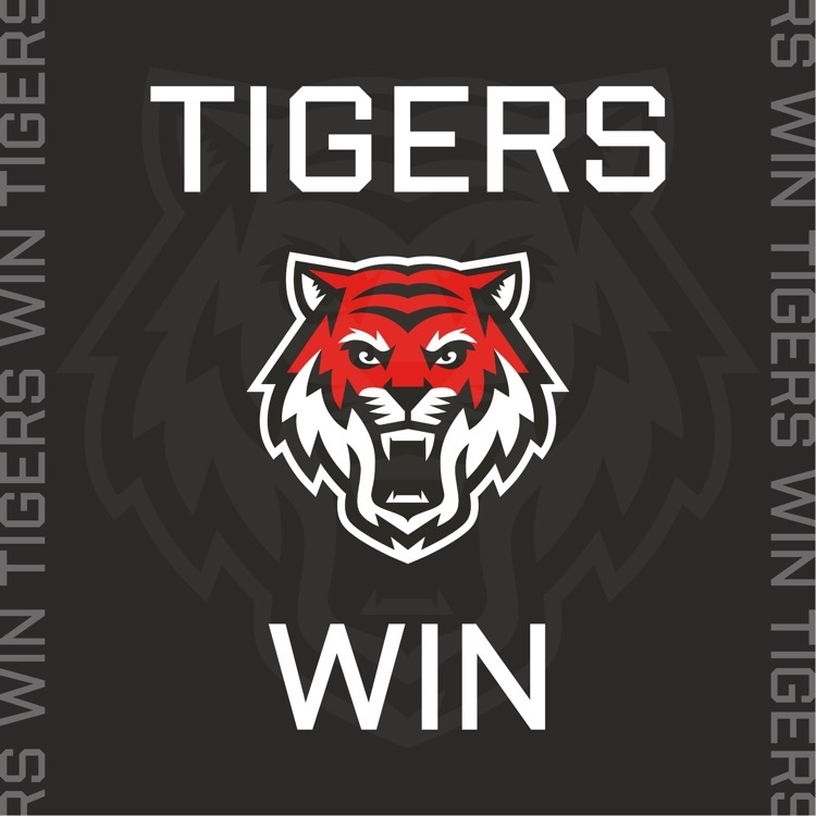 A Tiger victory tonight! 16-14 over Hiawatha!
#HeedTheRoar