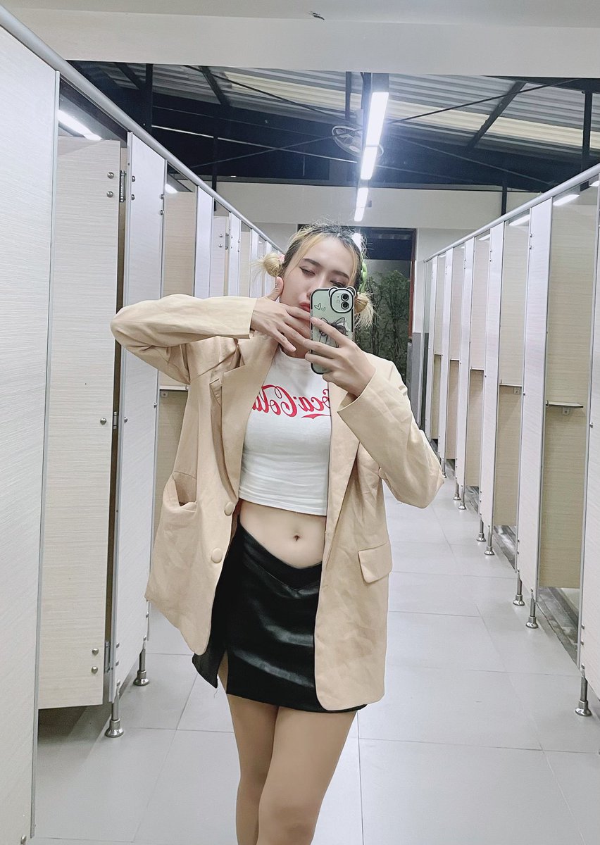 𝑃𝑖𝑛𝑘 tweet media