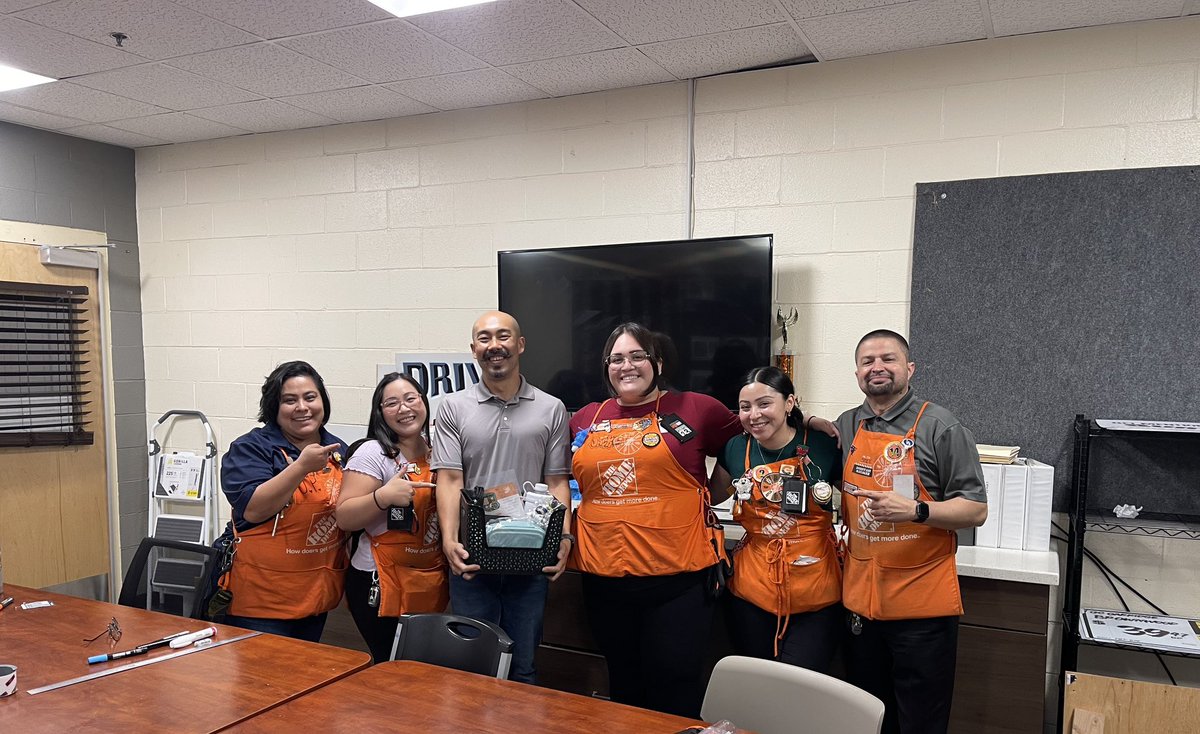 Amanda Truong (@amandat6610) on Twitter photo “Success is best when it’s shared.” Shoutout to my newly promoted lead Huy, who has been making strong impacts to better our team. Keep up the amazing work ☝🏻🧡<a href="/HD_JGuizar/">JOE GUIZAR</a> “Success is best when it’s shared.” Shoutout to my newly promoted lead Huy, who has been making strong impacts to better our team. Keep up the amazing work ☝🏻🧡<a href="/HD_JGuizar/">JOE GUIZAR</a>