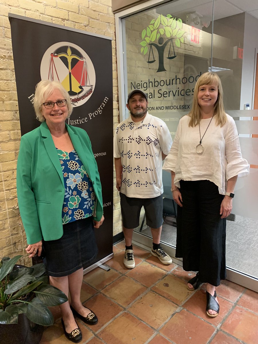 LegalMiddlesex's tweet photo. Thank you to Peggy Sattler MPP, London West, for visiting our new office to discuss important provincial issues affecting the most marginalized in London and Middlesex. https://t.co/axIG64u41C
