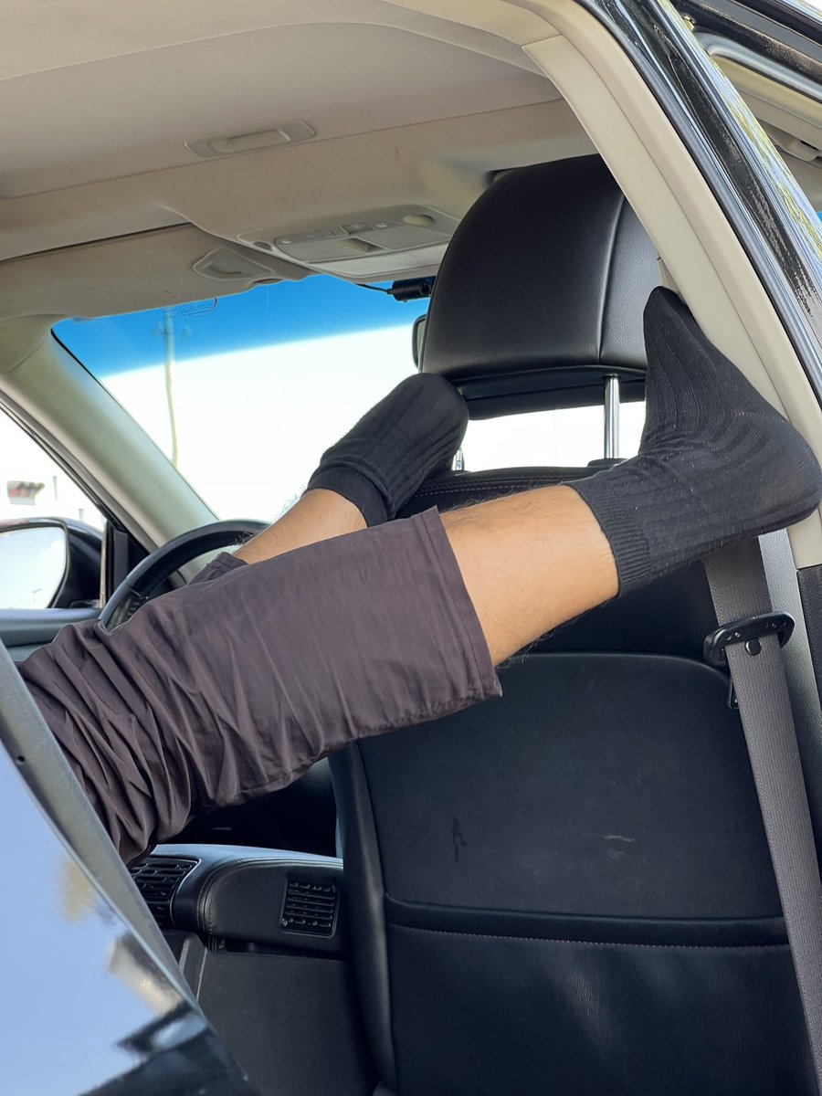 淡淡香味的滴滴直男黑袜