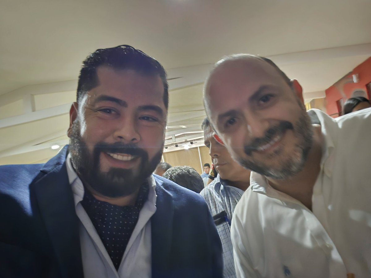 jkobn's tweet photo. Gracias @rvillanueval por asistir al 2do informe de gobierno de Amatitán. https://t.co/19ZOQJLo1N