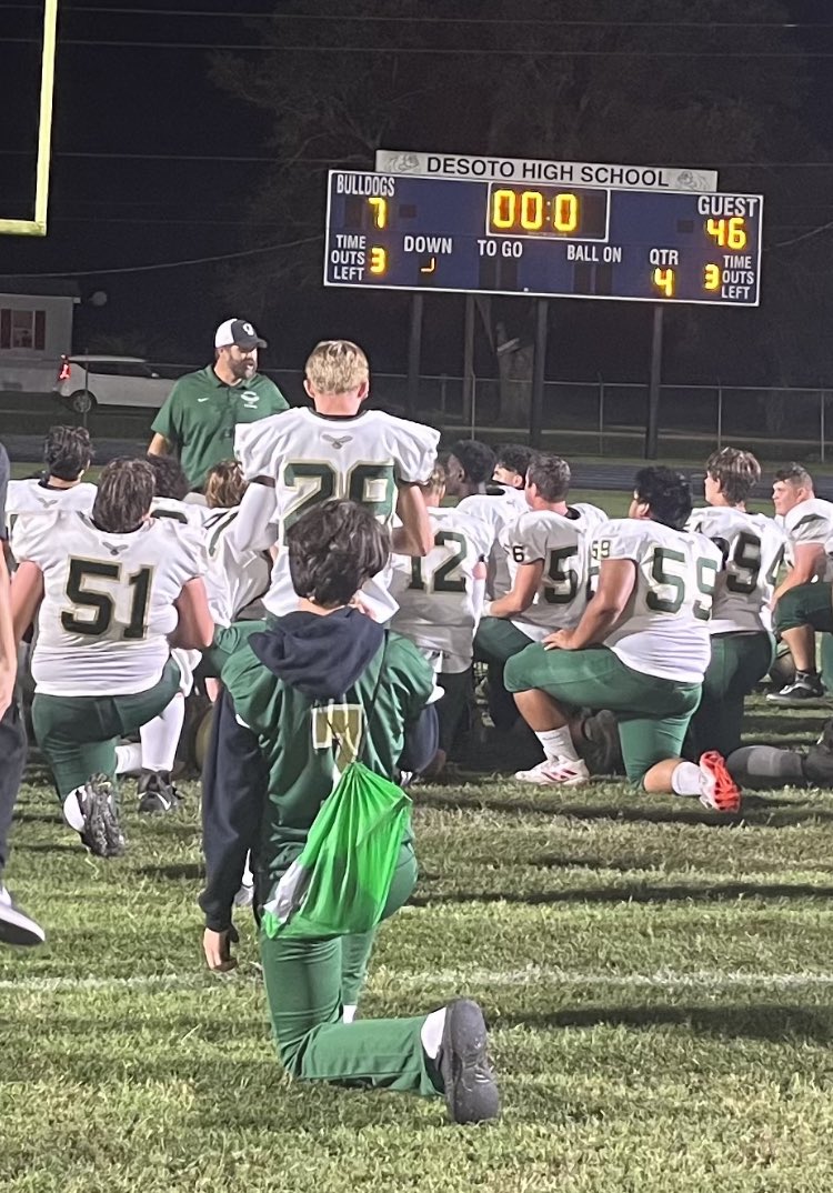 Love Friday Night Lights!! Great game by Coach Lee and @DCHSBulldogFB. Hard nosed football players. Feels good to be able to take the #Family on the road and go #1amd0 for the week. Enjoy tonight…tomorrow it’s time to get back to work. 🦅💪🦅💪 #LLCM