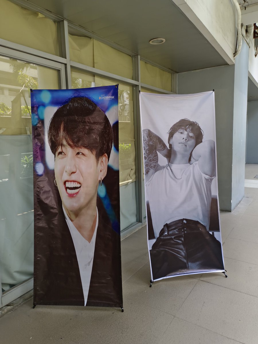 JinKookPH's tweet photo. D-DAY!!!

See you in a bit, ARMY! 💜

#AfterglowInSeptember @BTS_twt https://t.co/reNWvGl3k6