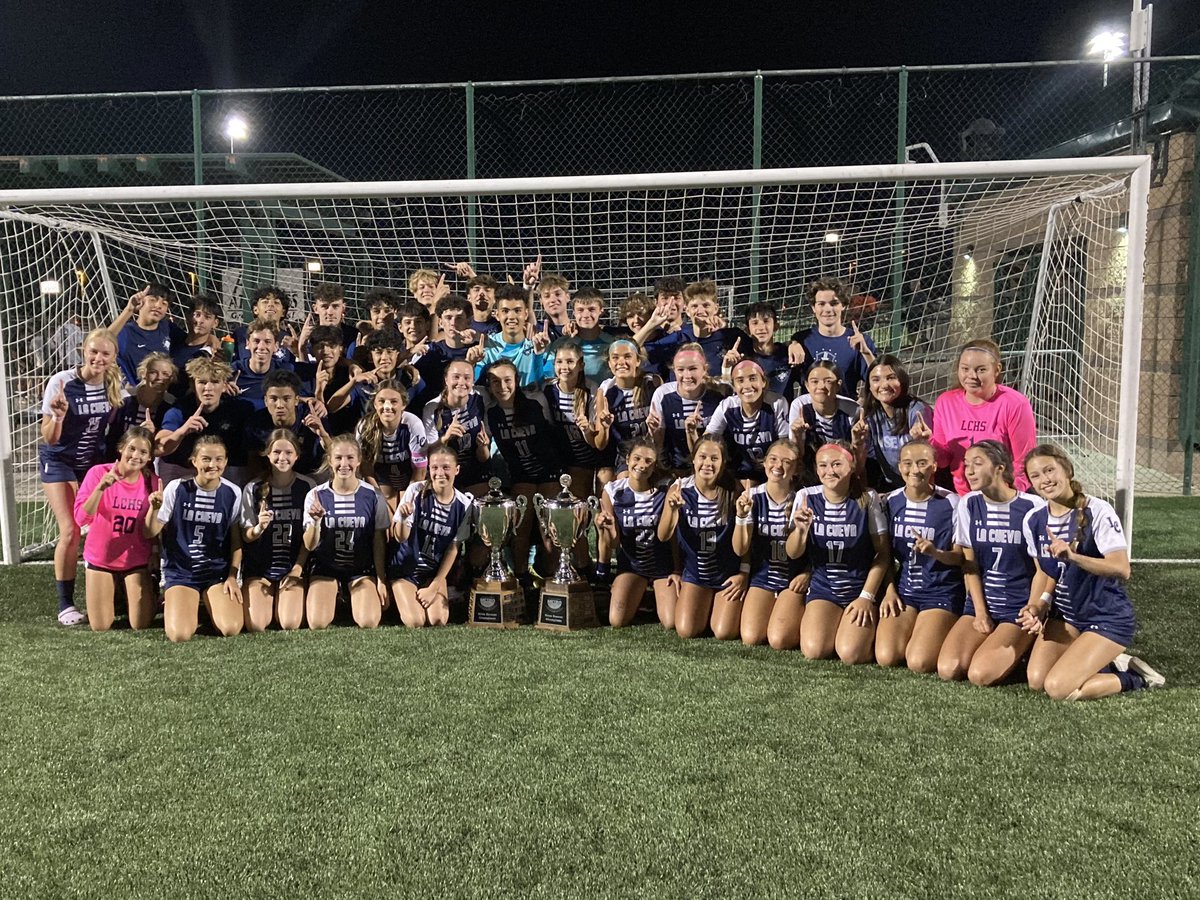 AKeilbarth's tweet photo. An incredible night to be a Bear—La Cueva Boys and Girls soccer win the metro championship!! @PrincipalLCHS @LCHS_MTapia @LCHS_Hubbell @Cueva_Athletics https://t.co/IPb1Ava6ro