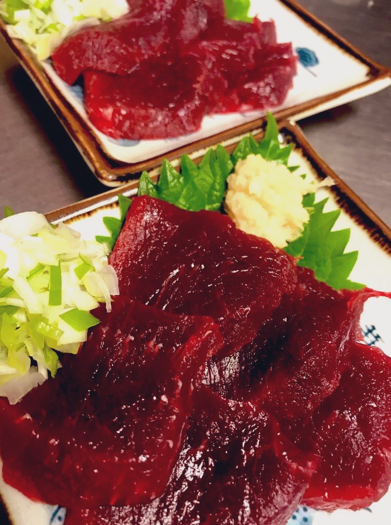kamakichi946's tweet photo. くじら🐳くじら🐋くじら(*⁰▿⁰*)
本日もピッチピチの綺麗な姉妹が出勤します
(*´ω`*)
・ほほ肉のほっぺちゃん
・赤身肉のアカネちゃん
です(・∀・)
今日から復活した武双さんの鶏塩こってり食べて元気120%だぜ
(*⁰▿⁰*)
生クジラ姉妹のご指名、皆様のご来店お待ちしております
(￣▽￣)v https://t.co/HZcU8iEVhQ