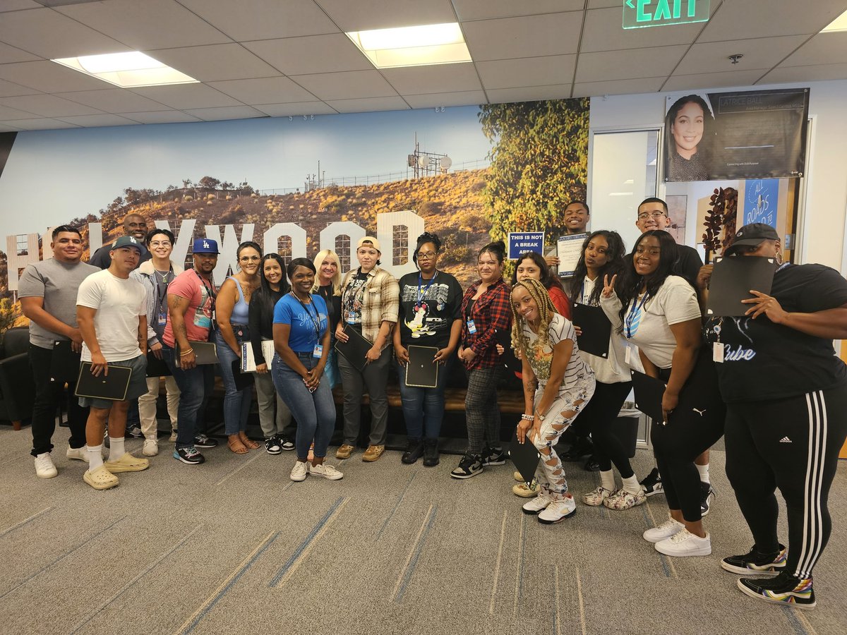 Neina Price (@neinaprice) on Twitter photo We Graduated 18 today!! I see no one showed their diploma. 🤷🏿♀️🤭 Wingstop for the Celebration. Nesting Time. 🐣 <a href="/BartonTonyLeb/">Tony Barton</a> <a href="/LatricebMSS/">Latrice Cerritos MSS</a> <a href="/juan_blasquez21/">Juan Velazquez</a> <a href="/BirghtLaquentta/">Laquentta Bright (Quen)</a> <a href="/charlesTHEmi60/">CharlesOviedoMSS</a> <a href="/SarahStandsTall/">Sarah Jordan</a> <a href="/NashwaMSS/">Nashwa</a> 📷:Cred <a href="/ben_zach8/">Ben Zachary Alpuerto</a> <a href="/ReginaldOwens18/">Reginald Owens</a> <a href="/TiffanyDavisMSS/">Tiffany Davis (Danny)</a> We Graduated 18 today!! I see no one showed their diploma. 🤷🏿♀️🤭 Wingstop for the Celebration. Nesting Time. 🐣 <a href="/BartonTonyLeb/">Tony Barton</a> <a href="/LatricebMSS/">Latrice Cerritos MSS</a> <a href="/juan_blasquez21/">Juan Velazquez</a> <a href="/BirghtLaquentta/">Laquentta Bright (Quen)</a> <a href="/charlesTHEmi60/">CharlesOviedoMSS</a> <a href="/SarahStandsTall/">Sarah Jordan</a> <a href="/NashwaMSS/">Nashwa</a> 📷:Cred <a href="/ben_zach8/">Ben Zachary Alpuerto</a> <a href="/ReginaldOwens18/">Reginald Owens</a> <a href="/TiffanyDavisMSS/">Tiffany Davis (Danny)</a>