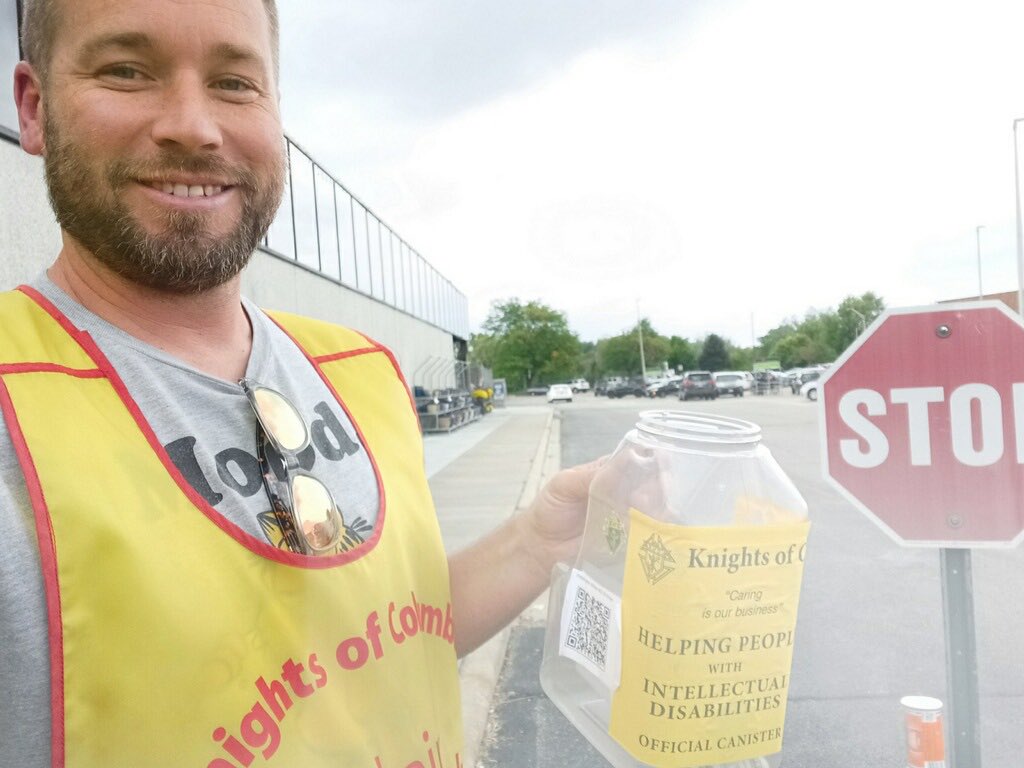 STEPS Head Coach Ryan Loats for the next two hours in service to the Knights of Columbus drive for Special Olympics! Proud of you, Coach - thank you for living each day as an ambassador for equity🦅🥰 <a href="/baileyjordanzy/">Bailey Wirtz</a> <a href="/taymannylopez/">tay-lo</a> <a href="/durkin_maggie/">Maggie Durkin</a> <a href="/RubySaraf/">Ruby Saraf</a> <a href="/KajmowiczSusan/">susan kajmowicz</a>