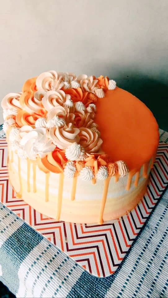 queencakes_ug's tweet photo. @Asherkarts12 Happy +1 QUEEN, Your Cake is ready😊 https://t.co/4Mi8GJHh4F