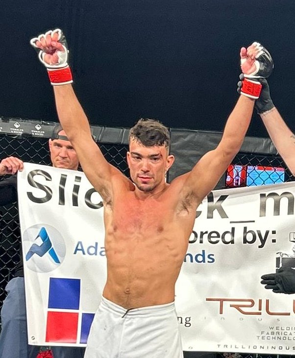 unifiedmma's tweet photo. π¨π¦ @SlickNick_mma keeps his spotless record intact with the 1st-RD TKO, cruising to 4-0 with a 4th straight stoppage victory vs. π§π· Diego Santos at #Unified52 in Calgary on @UFCFightPass https://t.co/i3d9wYnVV1