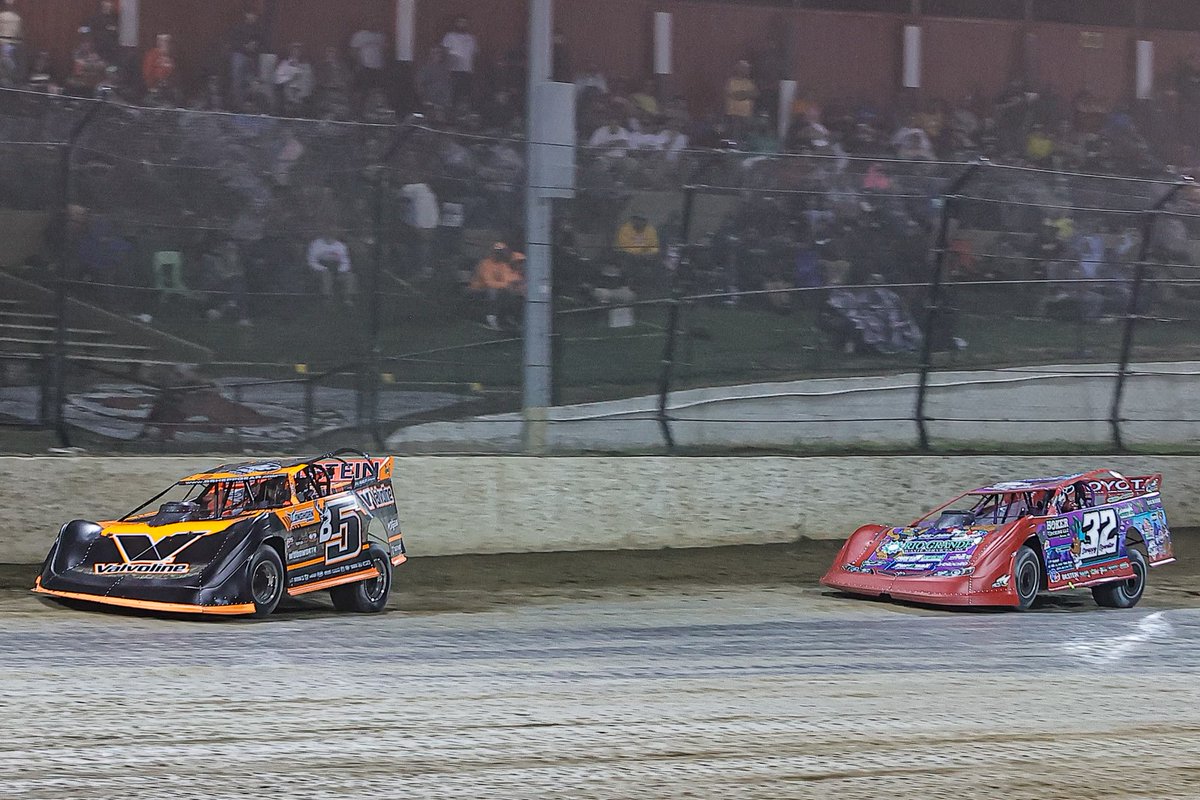 RacingProMedia's tweet photo. OโNeal, Pierce Win Preliminary Features at Eldora
#HudsonONeal #JasonJameson #RickyThorntonJr #BobbyPierce #BrandonSheppard #TimMcCreadie #World100 #DIRTcarRacing #LateModel #EldoraSpeedway #Dirt
https://t.co/ueoTEqNGPn https://t.co/U8fR9QBHw7
