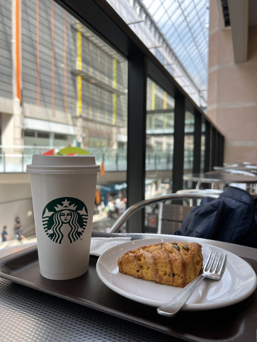今日も今日とてスタバ