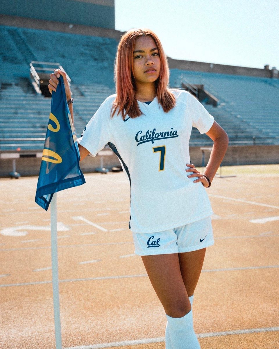 Gianna Owens (@giannao_06) on Twitter photo So thankful and blessed!
GO BEARS 🐻
@topdrawersoccer,
<a href="/JREskilson/">J.R. Eskilson</a>
<a href="/ImYouthSoccer/">ECNL/GA/Recruiting/College Soccer</a>, <a href="/ECNLgirls/">ECNL Girls</a>, <a href="/ImCollegeSoccer/">College Soccer Truth ™</a>, <a href="/TheSoccerWire/">SoccerWire</a>
<a href="/PrepSoccer/">Prep Soccer ⚽️</a> So thankful and blessed!
GO BEARS 🐻
@topdrawersoccer,
<a href="/JREskilson/">J.R. Eskilson</a>
<a href="/ImYouthSoccer/">ECNL/GA/Recruiting/College Soccer</a>, <a href="/ECNLgirls/">ECNL Girls</a>, <a href="/ImCollegeSoccer/">College Soccer Truth ™</a>, <a href="/TheSoccerWire/">SoccerWire</a>
<a href="/PrepSoccer/">Prep Soccer ⚽️</a>