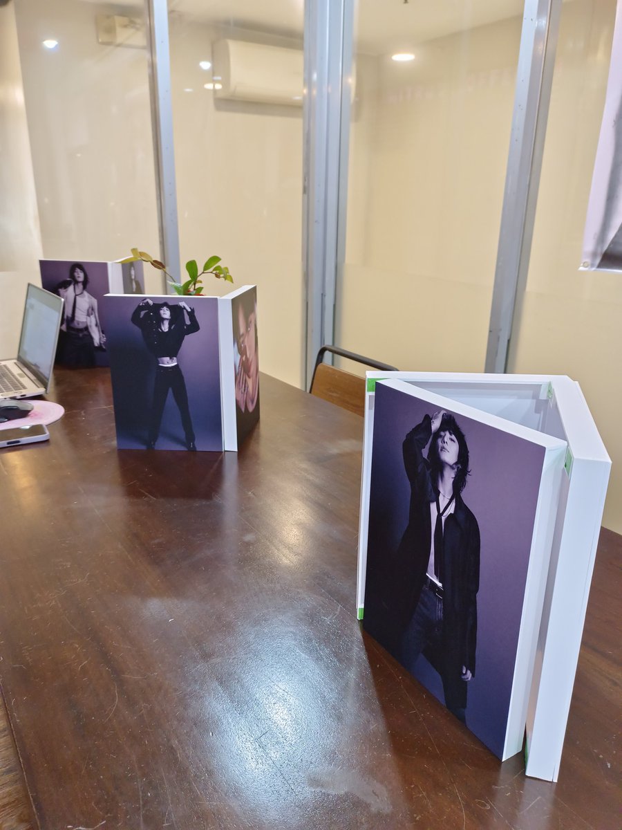 JinKookPH's tweet photo. Get a chance to win these Jungkook sintra boards when you attend #AfterglowInSeptember 💜💜💜 https://t.co/ftpiwfltLP