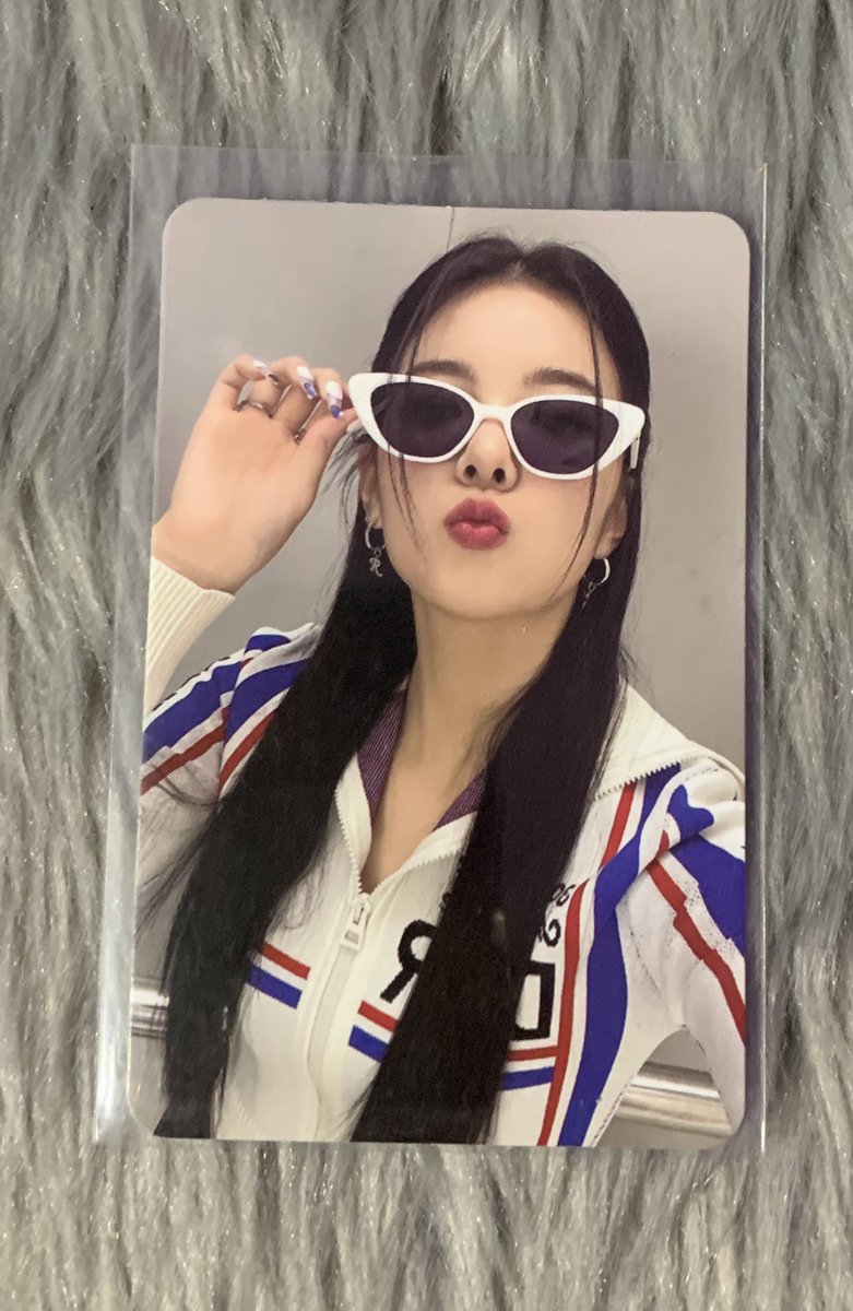 sammyscart's tweet photo. wts lfb ph #sammyscartsells

9.9 SALE

ITZY CHESIRE LIA ALBUM PC 
𓏔 onhand &amp; ready to ship  
𓏔 119 php 
𓏔 payo only
𓏔 + pf &amp; sf (can do sdd, direct j&amp;t, flash &amp; ggx, sco)

💌: reply/dm "mine” 

t. itzy midzy yuna yeji chaeryeong lia ryujin https://t.co/KcxTYNEsS5