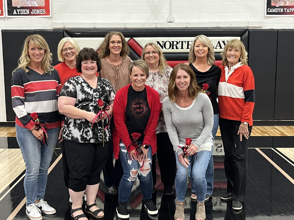 Great night <a href="/Supt_KeithPrice/">North Clay CUSD #25 Superintendent Keith Price</a> &amp; North Clay HS tonight celebrating 75th year at NCCHS &amp; recognizing the 90-91 1st ever in school history - Vball Regional Championship Team #NCPride #NCProud
