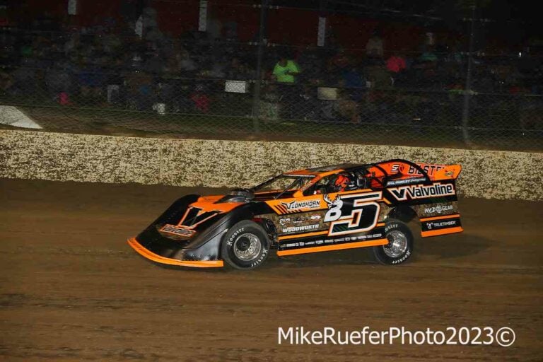 Dirt Racing News tweet media