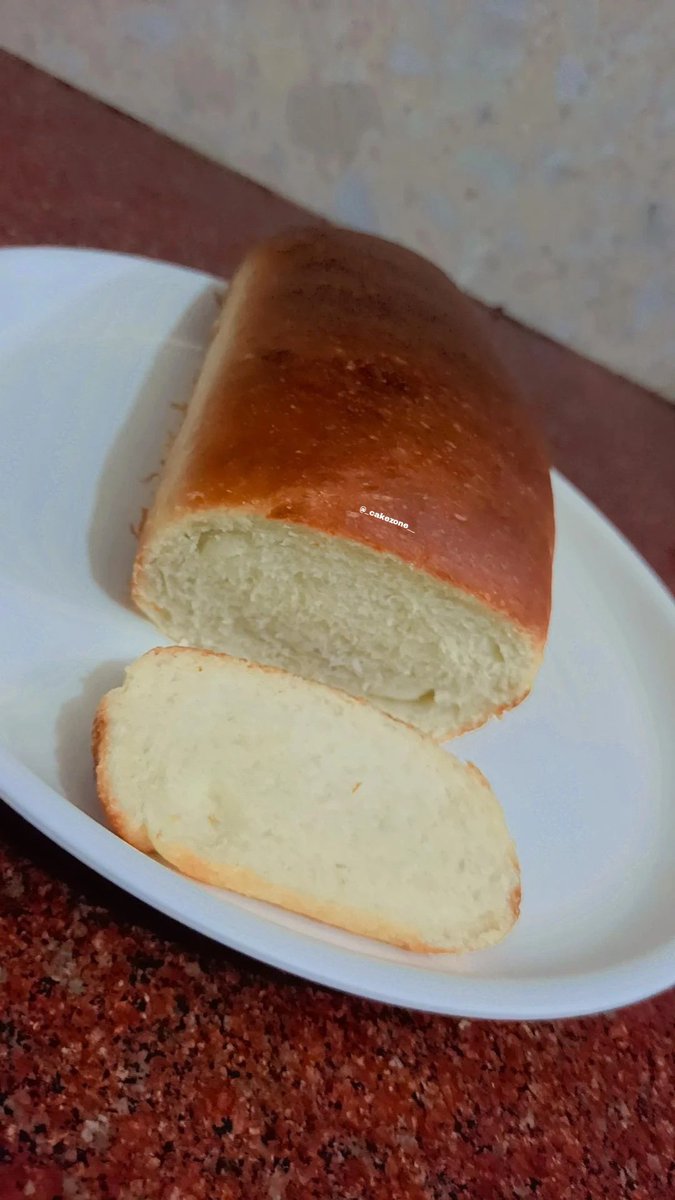 cakezone__'s tweet image. 💯%Eggless👍
Milk bread🥰
Offline class available 😍👍
.
#newpost2023 #freshwork #bakeryshop #milkbread #egglessbaking