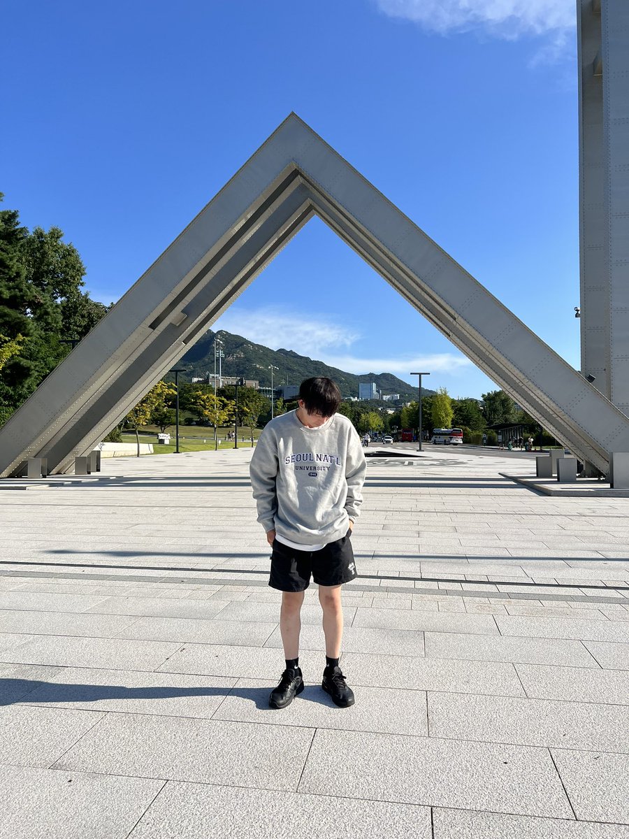 koga_atsu's tweet photo. Seoul National University https://t.co/1lyPK3sRzT