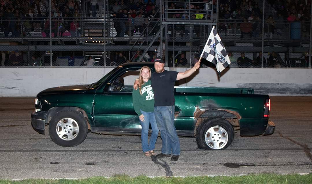 Corrigan Oil Speedway tweet media