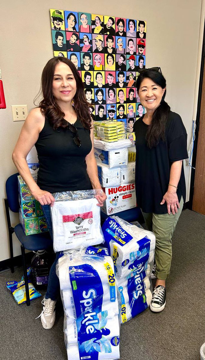AAPIUNITED's tweet image. AAPI United Board Member @Zanne949  with today in Huntington Beach dropping off supplies to non-profit Encore in support of their center and the CAVA artists program, that has worked w/adult special needs for over 18 years!  Thank you for making a difference in so many lives 🙏🏼