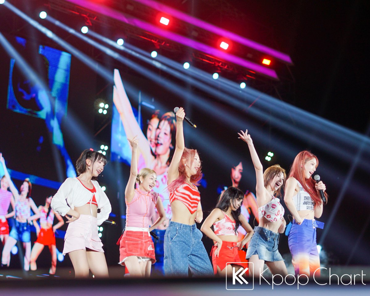 KpopChartNet's tweet photo. [PHOTO] Penampilan SECRET NUMBER di LMAC MUSICFORALL FEST 2023

#SECRET_NUMBER #SECRET_NUMBER_AT_LMAC2023 #LMAC #LMACMUSICFORALLFEST2023 https://t.co/lXbvVgYXzz