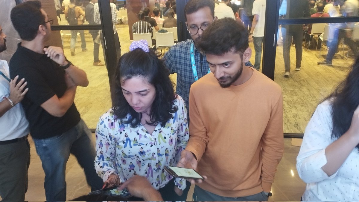 infracloudio's tweet image. Spell-champs playing #SpellingBee &amp;amp; winning 😀

Attend the InfraCloud booth now to test your cloud native vocab 😎

#ICatGCI @GopherConIndia #GopherConIndia #cloudnative #gopher #golang
