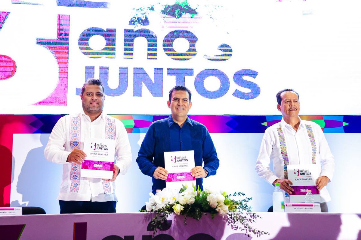 jorgexsa's tweet photo. #5AñosJuntos. En una ciudad con mayor desarrollo, donde hacemos cosas que antes no se hacían. Hoy Zihua es reconocido a nivel nacional e internacional y eso ha sido posible gracias al esfuerzo de todas y todos. ¡Y lo mejor, está por venir!

 #JorgeSánchez https://t.co/d28GcDp9cL