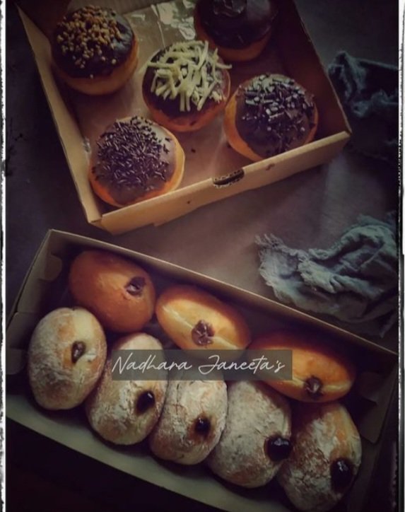 heriawan_kw's tweet image. #foodphotography #bombolini #doughnatwarung #nikmatullah