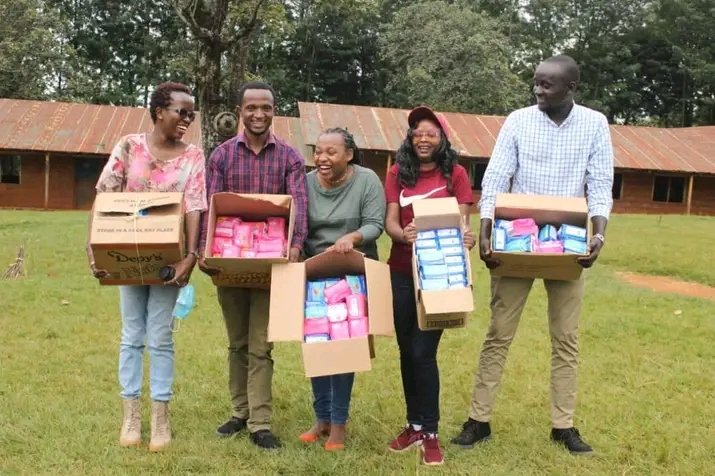 waregina1's tweet photo. Guys this is what i have been for years now,mimi sina pesa ya billboard na ingekuwa singefanya ningeongeza more pads,
we can pull a meg pads drive charity next month KOT, in any region you feel suitable, as KOT we need to show the politicians how its done https://t.co/Csh6LwLJOO