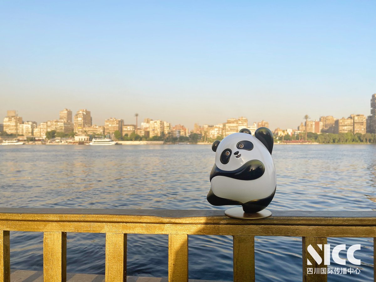 SichuanDaily's tweet photo. When the #goldenpanda comes to the Nile River in #Egypt, what kind of adventures and stories will happen here?
#travel #CallYourPanda #gowithgoldenpanda #GoldenPandaAwards #Sichuan https://t.co/N8hpW2syPt