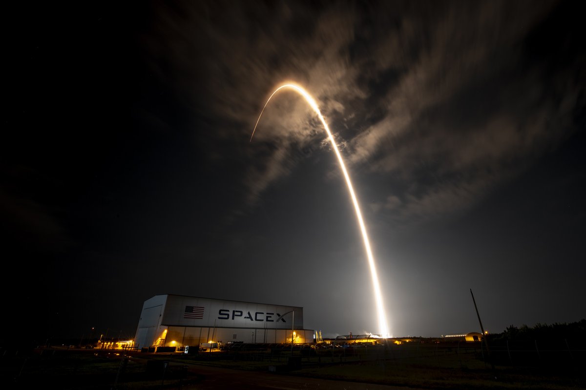 Falcon 9 launches 22 <a href="/Starlink/">Starlink</a> satellites to orbit from Florida ...